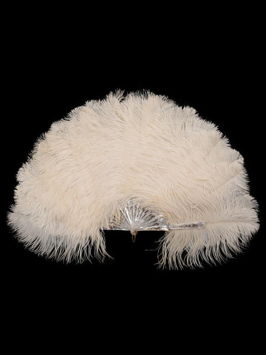 独角鹿西洋古董法国奶白色鸵鸟羽毛扇面描金装饰牛角扇骨古董折扇 商品图0