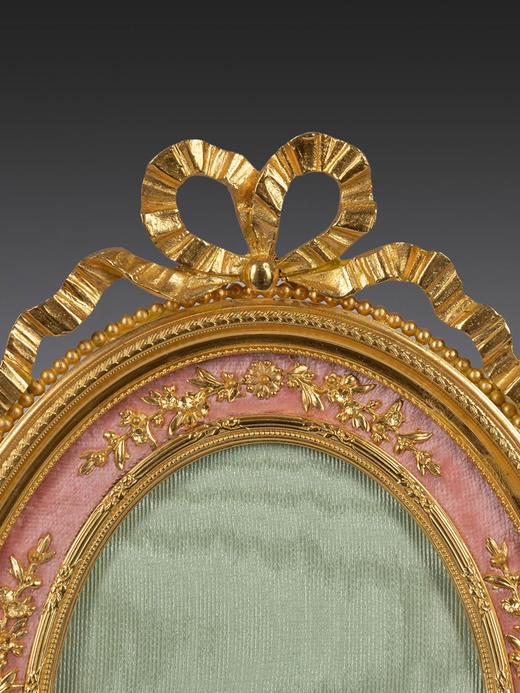 独角鹿西洋古董路易十六风缎带花卉铜鎏金粉色天鹅绒面椭圆形相框 商品图2