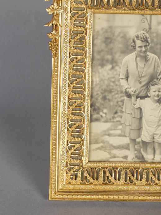 独角鹿西洋古董1890年代法国出品铜鎏金立体花朵装饰相框 商品图3