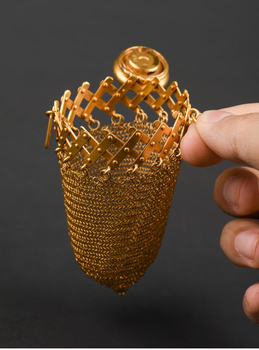 独角鹿西洋古董1890年代欧洲出品18K黄金编织工艺古董零钱袋 商品图3