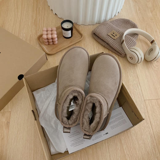 UGG2022新款周冬雨后亮包-驯鹿棕 商品图4