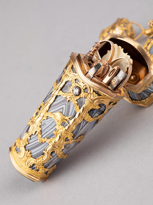 独角鹿西洋古董法国花卉卷叶黄金精雕玛瑙盒身腰链式缝纫套件 商品图3