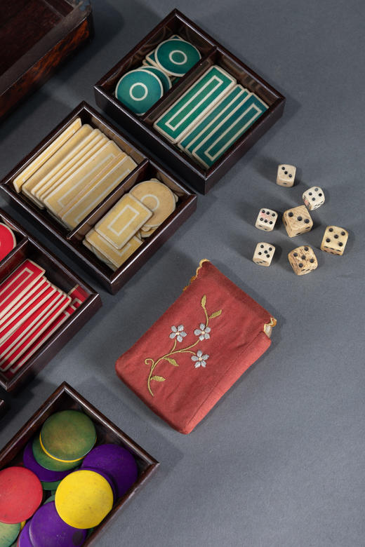 独角鹿西洋古董拿破仑三世时期毛刺木木制细木镶嵌母贝黄铜游戏盒 商品图2