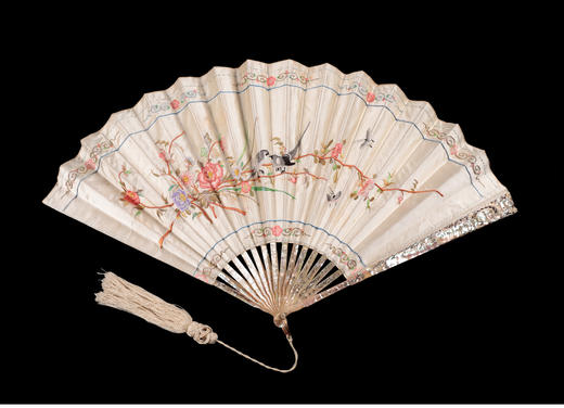 独角鹿西洋古董法国花鸟刺绣丝绸扇面母贝镂雕描金描银扇骨折扇 商品图2