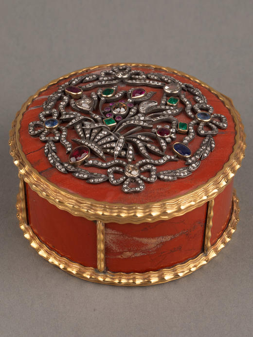 独角鹿西洋古董德国18K金红碧石镶钻石红宝石蓝宝石祖母绿鼻烟盒 商品图4