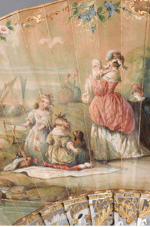 独角鹿西洋古董贵族出游主题手绘小羊皮扇面描金镂雕母贝扇骨折扇 商品图2