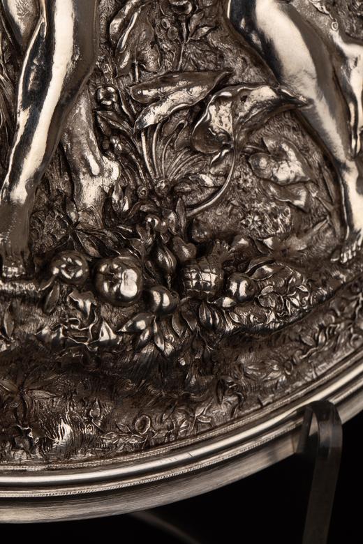 独角鹿西洋古董维多利亚英国Elkington工坊米而顿圆形镀银盾牌 商品图4