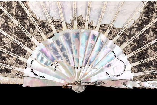 独角鹿西洋古董法国duvelleroy小牛皮蕾丝画师彩绘母贝扇骨折扇 商品图2