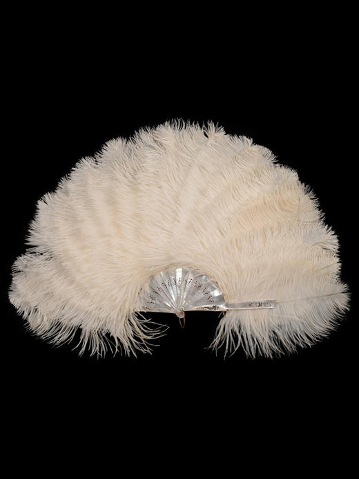 独角鹿西洋古董法国奶白色鸵鸟羽毛扇面描金装饰牛角扇骨古董折扇 商品图3