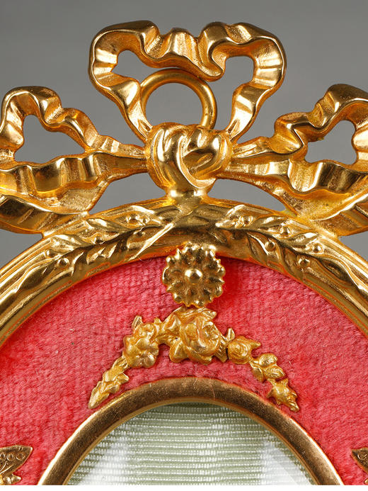 独角鹿西洋古董路易十六风格铜鎏金修饰玫粉色天鹅绒面椭圆形相框 商品图2