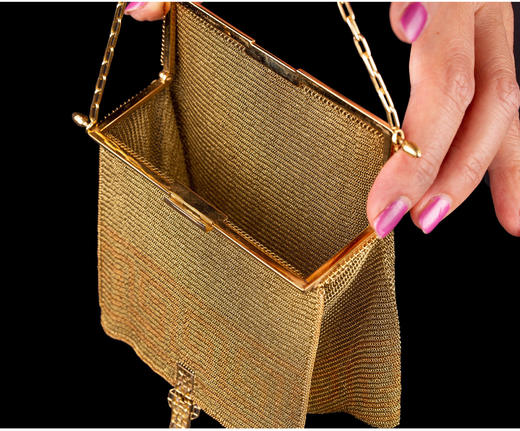 独角鹿西洋古董18K金黄金锁子甲编织希腊回字纹镶钻石女士晚宴包 商品图3