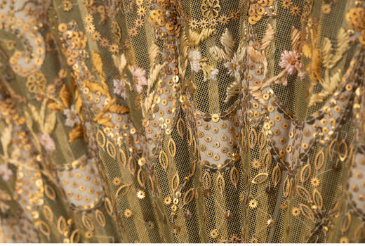 独角鹿西洋古董法国花卉网纱珠片刺绣丝绸扇面牛角雕花扇骨折扇 商品图1