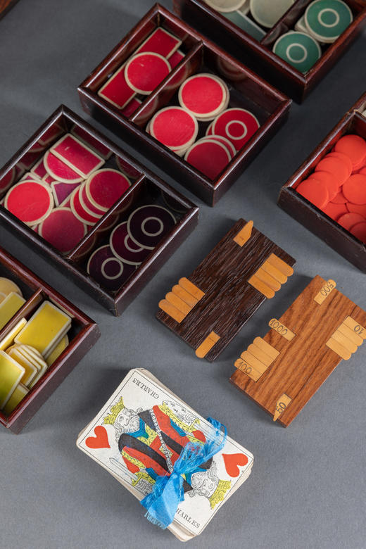 独角鹿西洋古董拿破仑三世时期游戏盒毛刺木木制细木镶嵌母贝黄铜 商品图2