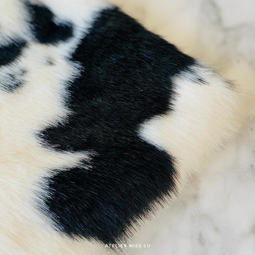 雪地奶牛环保皮草托特包/22ZB16 商品图3