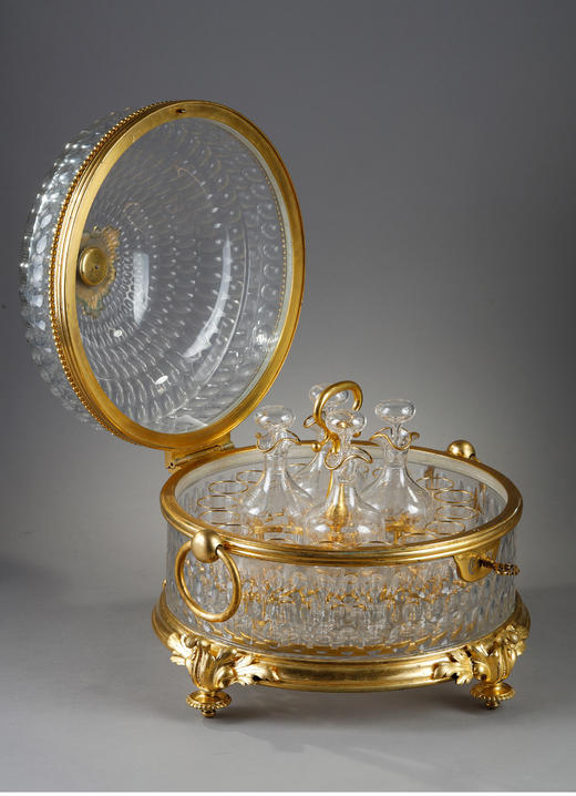 独角鹿西洋古董法国著名工坊古典叶纹铜鎏金水晶烈酒箱酒具套件 商品图1