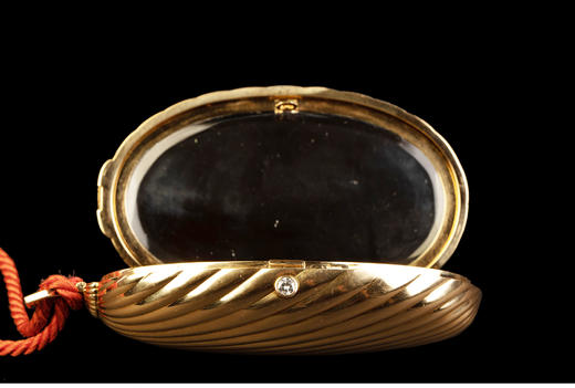 独角鹿西洋古董意大利宝格丽18K金镶嵌钻石椭圆形女士晚宴包 商品图2