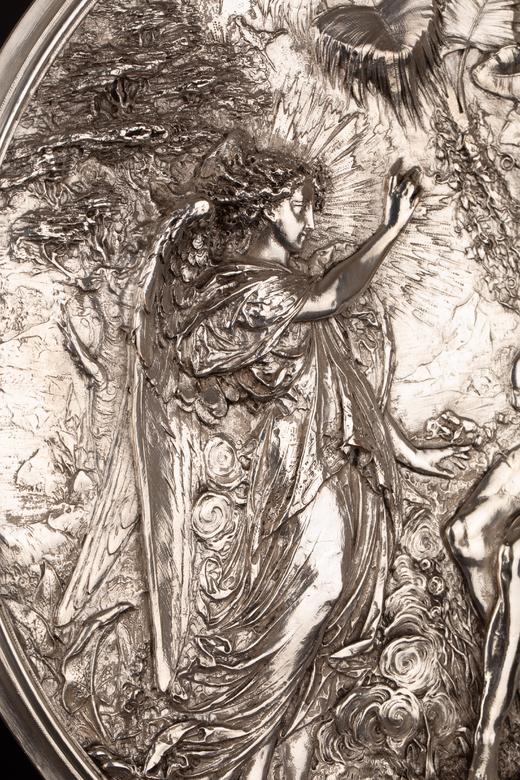 独角鹿西洋古董维多利亚英国Elkington工坊米而顿圆形镀银盾牌 商品图2