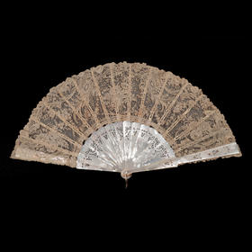 独角鹿西洋古董法国繁花主题手工蕾丝扇面镂雕母贝扇骨古董折扇