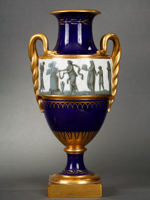 独角鹿西洋古董瓷器塞弗尔描金手绘古典神话祭火主题帝王蓝釉花瓶 商品图2