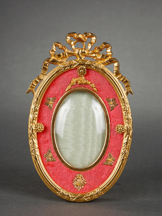 独角鹿西洋古董路易十六风格铜鎏金修饰玫粉色天鹅绒面椭圆形相框 商品图0