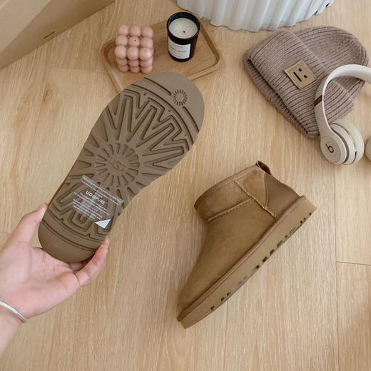 UGG2022新款周冬雨后亮包-栗色 商品图5