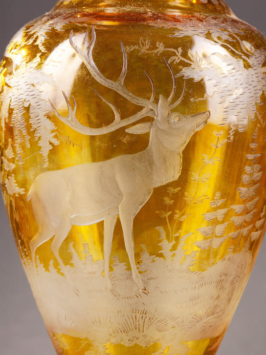 独角鹿西洋古董波西米亚地区林中鹿主题琥珀色波西米亚水晶花瓶 商品图3