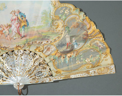 独角鹿西洋古董法国Duvelleroy镂雕母贝珠片刺绣手绘蕾丝折扇 商品图3