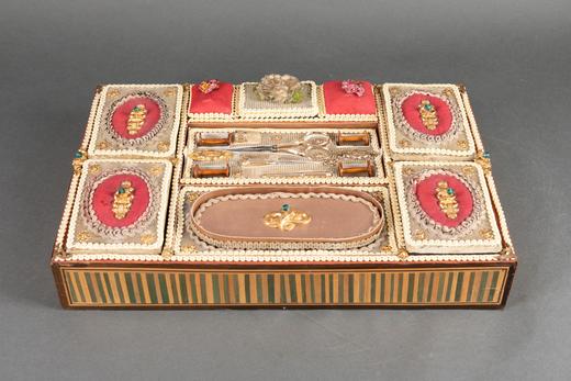 独角鹿西洋古董法国出品铜鎏金银镀金细木镶嵌针线盒缝纫套件 商品图2