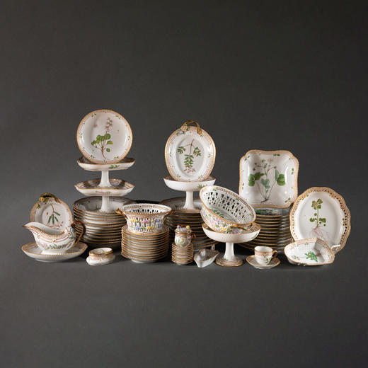 独角鹿西洋古董丹麦哥本哈根瓷窑丹麦之花系列手绘植物瓷器套装 商品图0