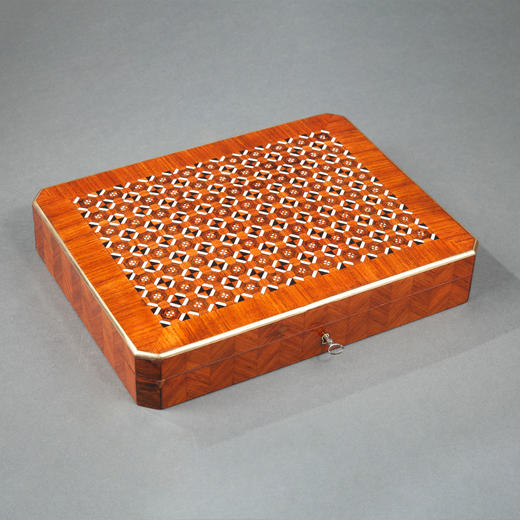 独角鹿西洋古董1852-1870年代拿破仑三世时期法国细木镶嵌游戏盒 商品图0