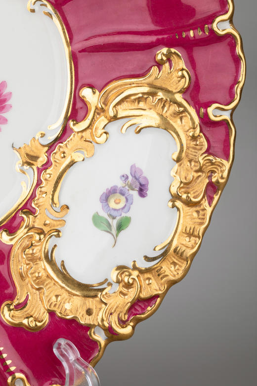 国内现货独角鹿西洋古董德国梅森瓷器B-Form系列红色鎏金大瓷盘 商品图3