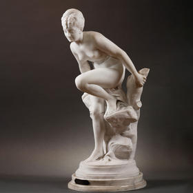 独角鹿西洋古董Albert DESENFANS卡拉拉大理石雕塑《水之宁芙》