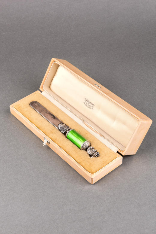 独角鹿西洋古董19世纪末俄罗斯法贝热工坊大象绿珐琅银翻书杖 商品图1