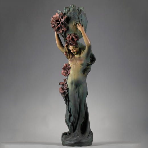 独角鹿西洋古董雕塑法国出品新艺术⻛格彩陶雕塑作品《少女与花》 商品图0