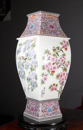 【水点桃花水点紫藤四方瓶】