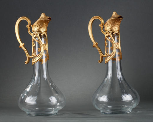 独角鹿西洋古董摆件法国铜鎏金涡卷叶纹雕花水晶酒壶一对 商品图2