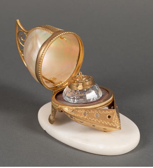 独角鹿西洋古董法国铜鎏金修饰母贝头盔造型书写套件 商品图3