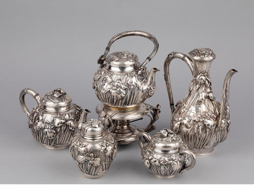 独角鹿西洋古董银器日本明治时期东方鸢尾主题纯银雕花下午茶套件 商品图1