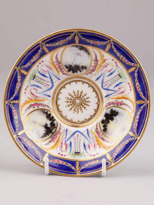 独角鹿西洋古董法国御窑塞弗描金手绘古典花环风景瓷器杯碟一套 商品图4