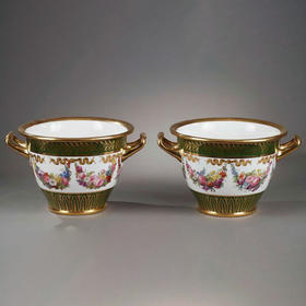 独角鹿西洋古董赛弗尔瓷器冰桶一对花卉绿釉描金伊特鲁里亚风格