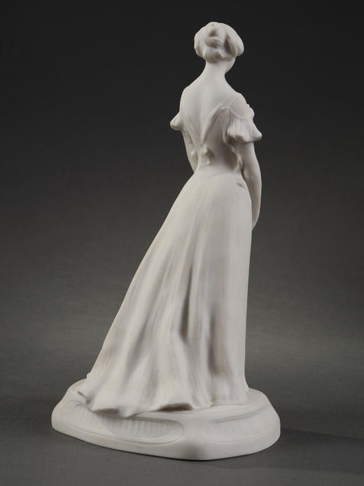 独角鹿西洋古董艺术家创作塞弗尔瓷窑出品素胎瓷雕塑《舞会之后》 商品图3