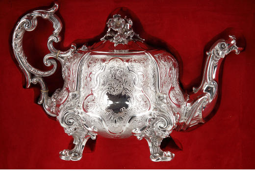 独角鹿西洋古董金银器工坊ODIOT签名洛可可风格纯银精雕茶具套件 商品图3