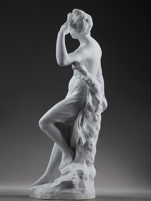 独角鹿西洋古董雕塑新艺术风格素胎瓷人物雕像《裹着浴巾的少女》 商品图4