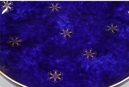 独角鹿西洋古董法国塞弗尔瓷器云朵帝王蓝釉色描金高脚果樽瓷盘 商品图3