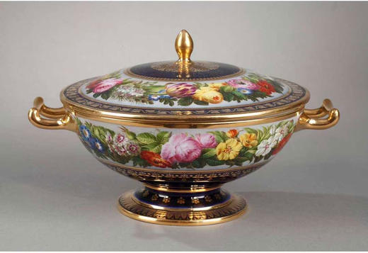 独角鹿西洋古董法国御窑塞弗尔瓷器手绘描金花卉主题瓷器杯碟套件 商品图2