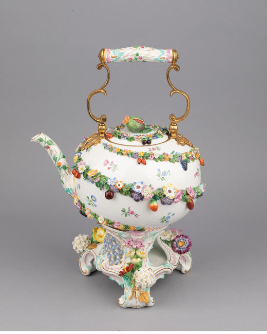 独角鹿西洋古董德国梅森瓷器铜鎏金花果瓷面浮雕彩绘描金温水壶 商品图3