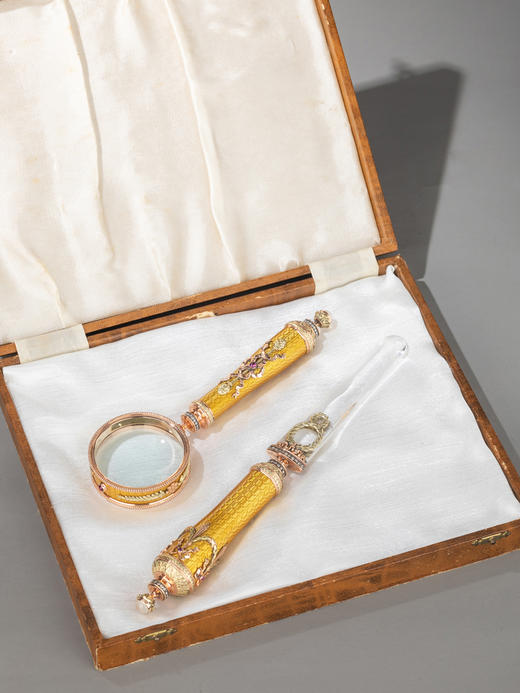 独角鹿西洋古董法贝热14K金镶红宝石玑镂珐琅水晶翻书杖放大镜 商品图2