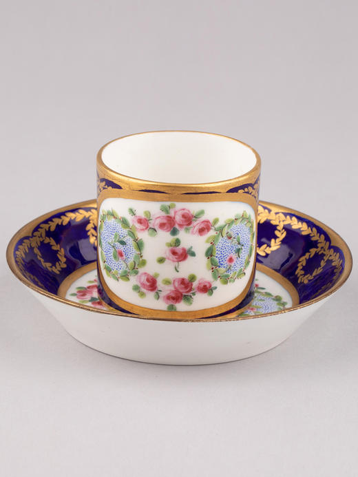 独角鹿西洋古董塞弗尔瓷器Commelin手绘描金彩色花卉帝王蓝釉杯碟 商品图0