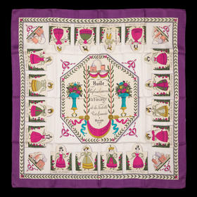 独角鹿西洋古董法国奢侈品牌出品《香薰浴用清爽油》主题方形丝巾