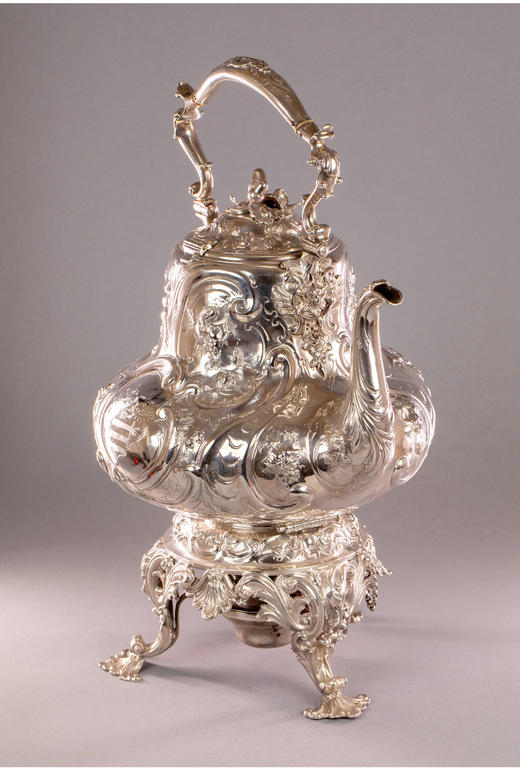 独角鹿西洋古董英国Robert Hennell银器工坊纯银雕花带炉温水壶 商品图3